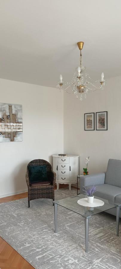 Appartement Prima Apartman à Košice Extérieur photo